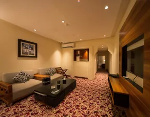 Luxury apartment on Bukhari Street (Electronic Entrance 2) - Image 5