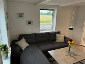 Beautifully close to Hjulby lake with free parking - Image 4