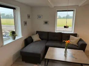 Beautifully close to Hjulby lake with free parking - Image 2
