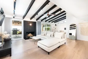 4BR Private & Modern Designer Home - Image 2