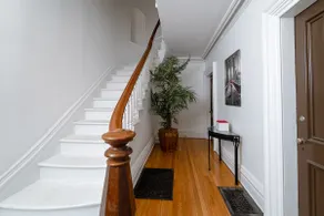 Luxury downtown penthouse, by Franklin Plaza. - Image 4