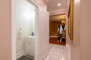 Churchill Meadows- 4BR Detached Corner Home +study - Image 5
