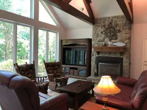 Entire lake house at Lake Fork with private bay, boat ramp, fishing light & 8 acres land - Image 3