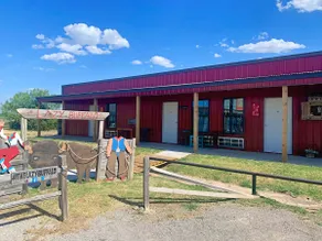 Seek & Snore Cabin near Wichita Mountains Cache ~ I Spy Wildlife Fun ~ sleeps 4 - Image 4