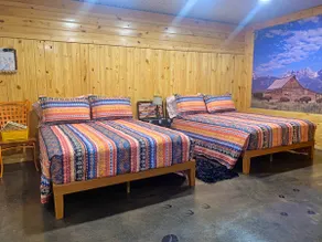 Seek & Snore Cabin near Wichita Mountains Cache ~ I Spy Wildlife Fun ~ sleeps 4 - Image 3