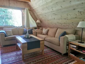 Cabin in the woods - Image 4