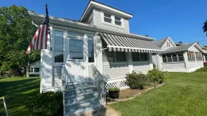 Adorable single story cottage-by-the-sea - Image 5