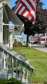 Adorable single story cottage-by-the-sea - Image 2