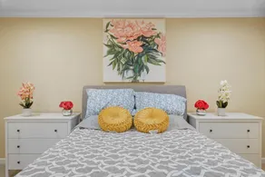 888 Luxury Apartment Home - Image 5