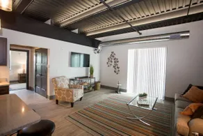 Modern, Comfort, Quiet / Extended Stay Welcome 301 - Image 3