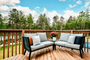 Beautiful new 6 bedroom lakehouse close to Halifax - Image 3