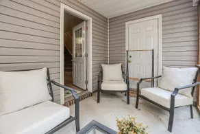 Centrally located 2 bedroom townhome! - Image 3