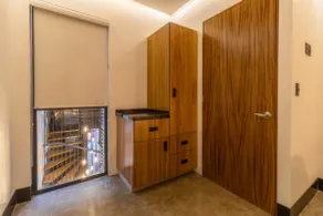 L104 New Studio apt 2Bdrm 1bath fits 6 AC Rooftop - Image 5