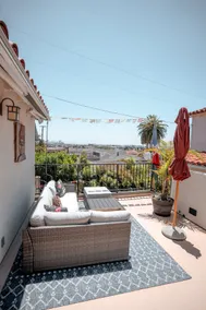 Charming Casita with City and Bay Views - Image 3