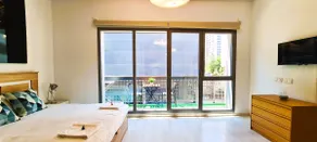 One-bedroom loft with balcony Sanchinarro - Image 4