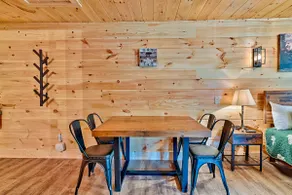Gatlinburg Family Suite! | Trolly Stop! | Wi-Fi! - Image 4