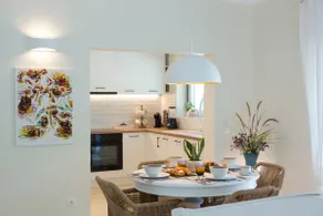 Villa Kallisti - private villa with hot tub, large garden, close to the beach - Image 3