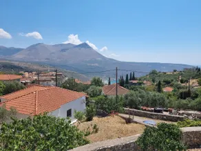 Castle in Oitylo - Image 5