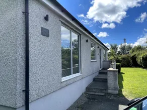 Mossbank, Benllech Spacious bungalow, large garden - Image 5