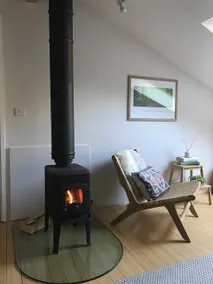 1 bedroom detached loft in woodland nature reserve - Image 3