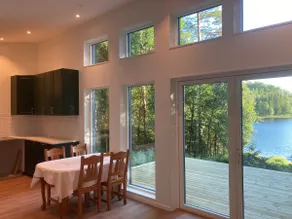 Well-designed Funkis-style lake house in Ramsjövik - Image 5