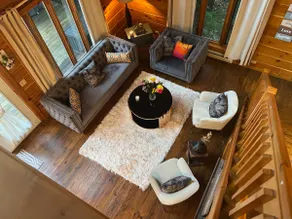 Chalet Log Home in Lake Ariel Hideout community - Image 3