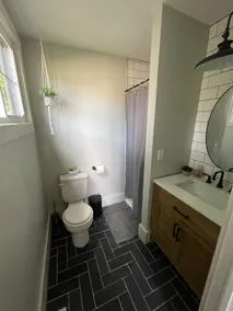 Poppy’s Place- cozy home centrally located - Image 4
