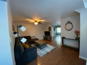 Riverside 3-Bedroom Cottage with Hot Tub - Image 2