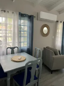 Cheerful 2 bedroom Home - Image 3