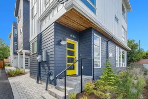 New Seattle Home | Walk to Restaurants | Rooftop - Image 2