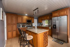 Luxury 3 Bedroom Apartment Rental-Lower Flat - Image 5