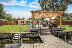 Heated Pool + PlayStation 5 + Lake - Sleeps 9 - Image 2