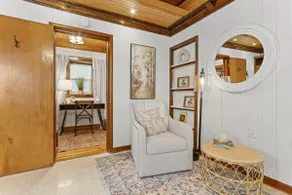 Charming apartment in downtown w/patio (Garden #8) - Image 4