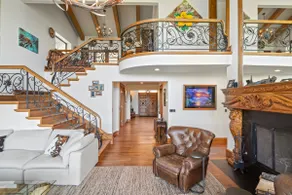 Siskiyou Chateau - Image 5