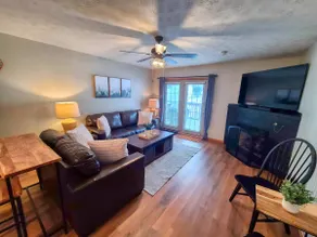 Perfect Location - Snowshoe Townhome - sleeps 12 - Image 3