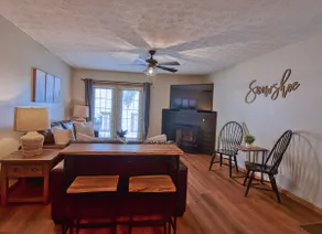 Perfect Location - Snowshoe Townhome - sleeps 12 - Image 2