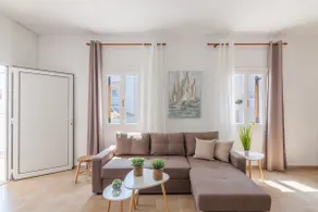 Geo's Lovely Island Apartment - Image 3