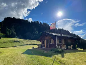 Beautiful little cottage in Les Diablerets. - Image 2