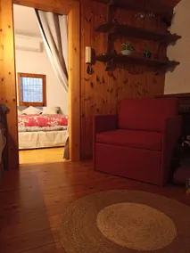 Cozy house with a barbecue - Image 5