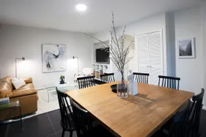 Central Apartment, Zoo Abode - Image 2