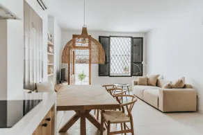 House on walking distance beach Pedregalejo Malaga - Image 3