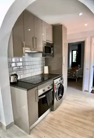 Luxury 2 Bedroom Bungalow With Communal Pool & Wifi On Golf Resort - Image 4