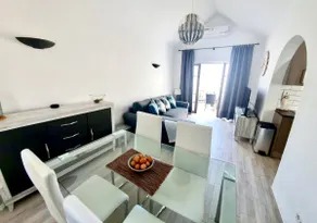 Luxury 2 Bedroom Bungalow With Communal Pool & Wifi On Golf Resort - Image 2
