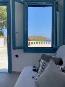 Studio on the beach, Leivadakia, Serifos - Image 4