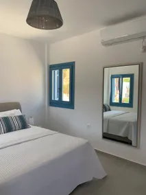 Studio on the beach, Leivadakia, Serifos - Image 5