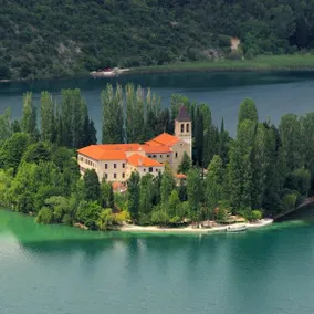 Chez Marthe, Welcoming B&B at Tranquil area - Image 3
