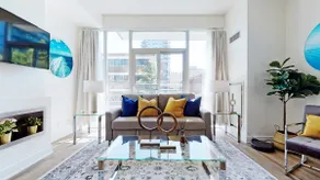 3 Bed Downtown Toronto CN Tower Financial District - Image 4