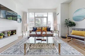 3 Bed Downtown Toronto CN Tower Financial District - Image 3