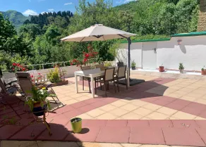 Rural Retreat: Peace, Nature, Remote Work - Image 4