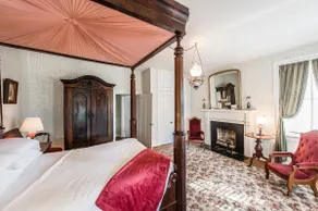 Summer at The Mansion (sleeps 1 2) 5600sf - Image 5